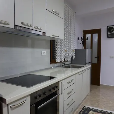 Appartement Downtown 2 *