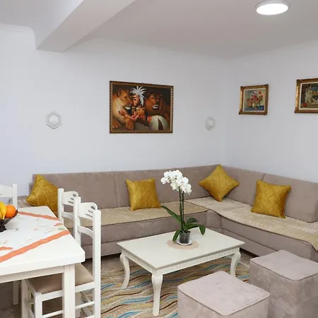 Apartment Downtown 2 Berat